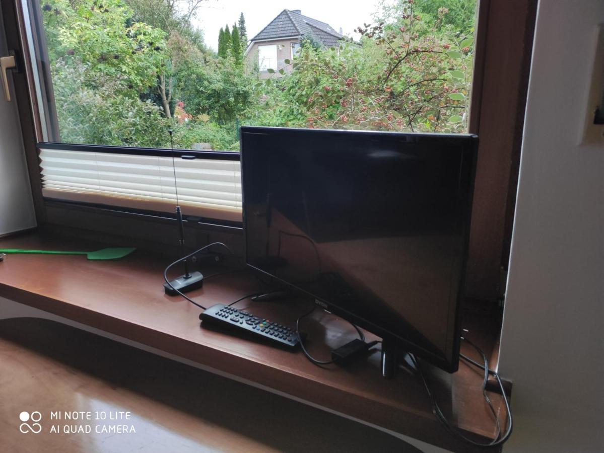 Hamburg-Rahlstedt, Klein Aber Sehr Fein, Ils-Nah Apartment Bagian luar foto